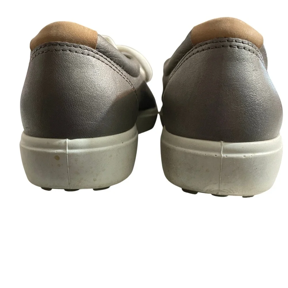 ECCO Women's 6 Soft 7 Sneaker Leather Walking Shoe Lace Up Metallic Stone